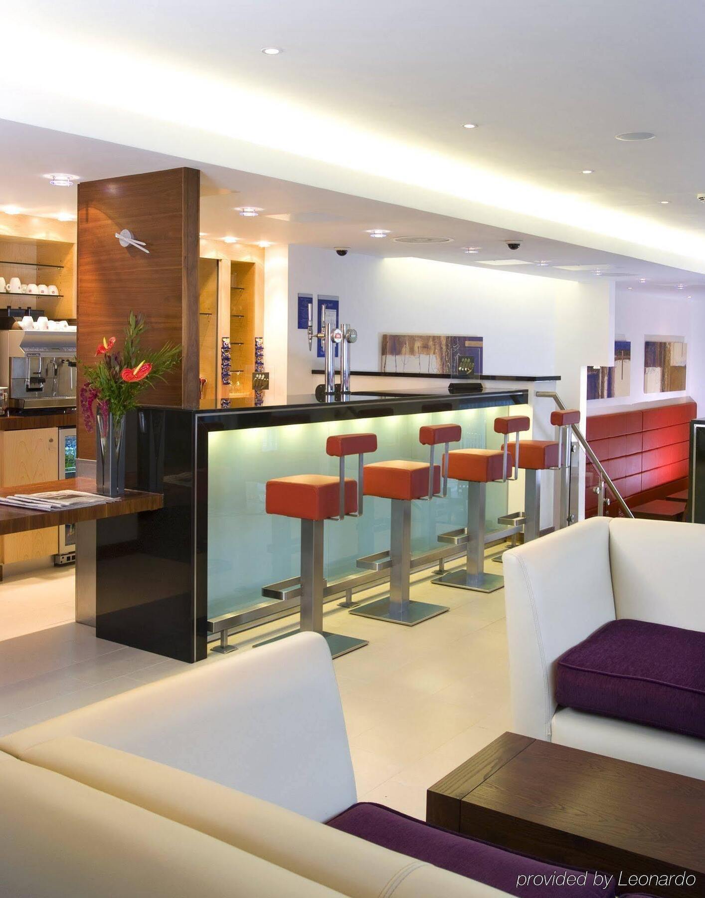 Holiday Inn Express London Golders Green, An Ihg Hotel Finchley Dış mekan fotoğraf